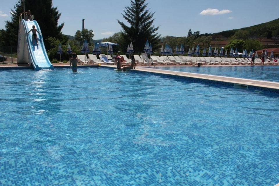 Park Hotel Dryanovo Eksteriør bilde
